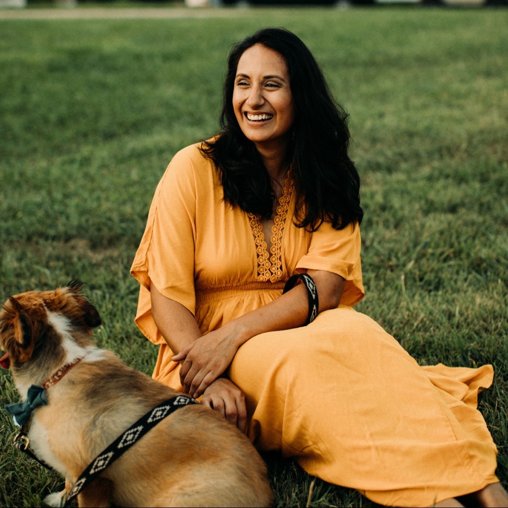 Meet your Posher, Esmeralda